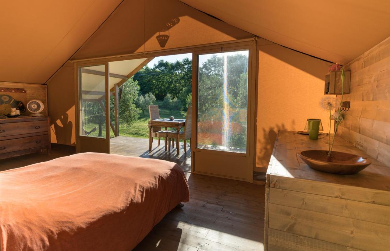 Glamping In Toscana, Luxury Tents In Agriturismo Biologico Sorano  Exterior photo